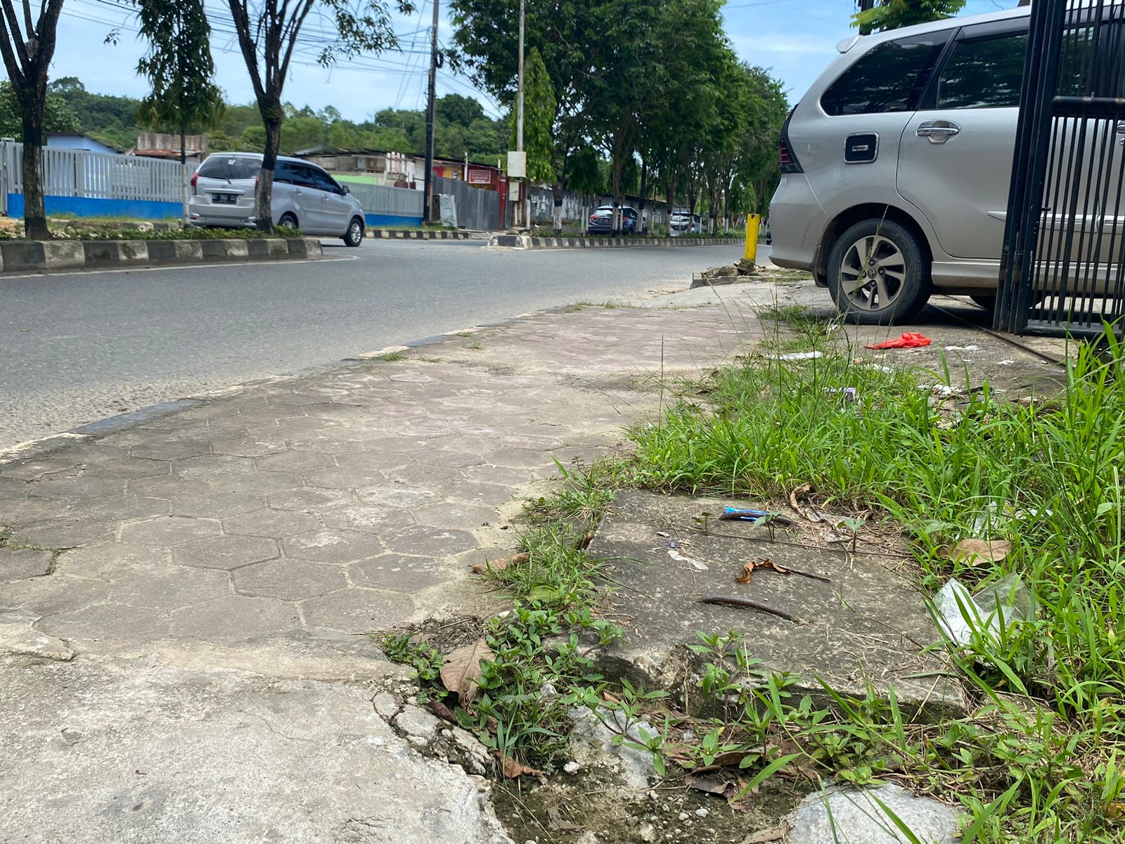 Salah satu contoh drainase di Jalan Asnawi Arbain