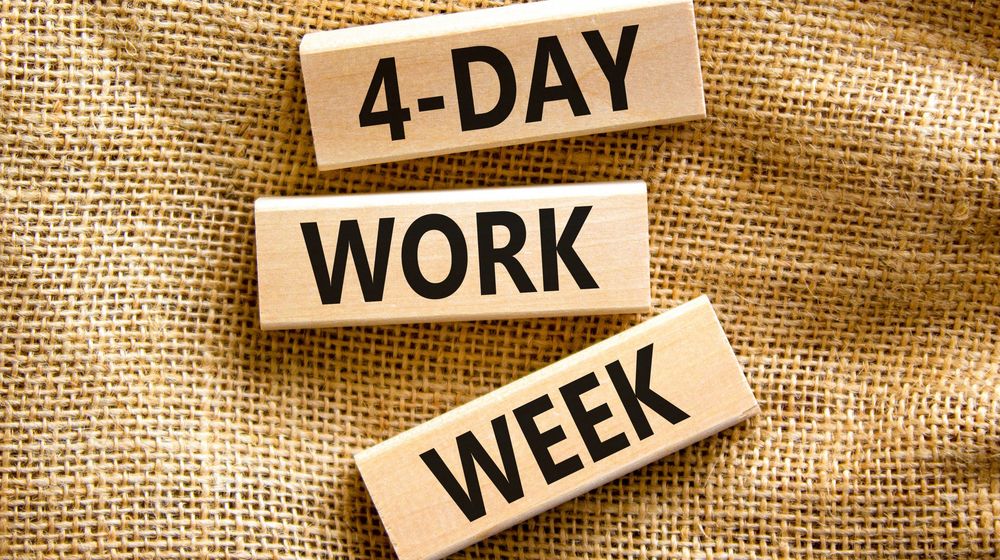 4-day-working-week-plattens-team-blog-1-scaled.jpg