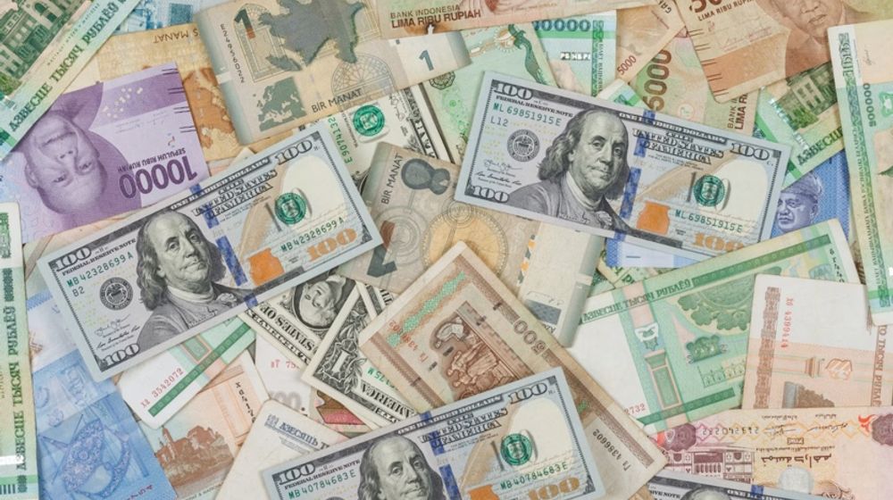 Uang rupiah dan dolar AS