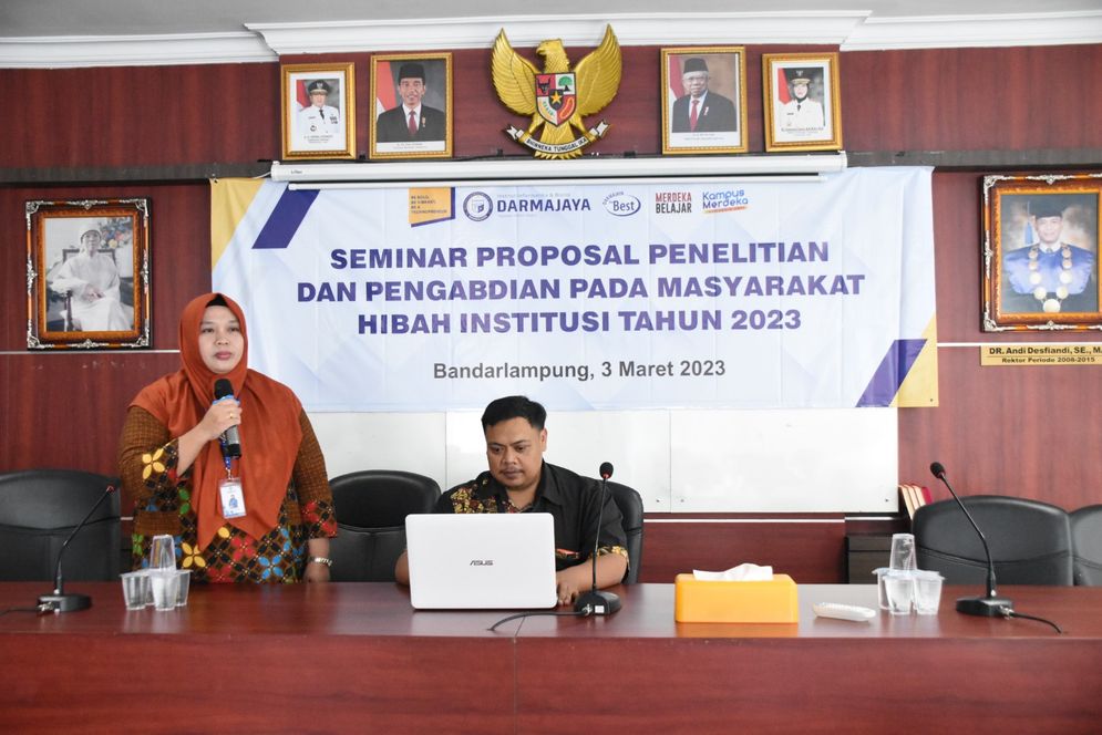 Lembaga Penelitian dan Pengabdian Masyarakat (LP2M) IIB Darmajaya menggelar Seminar Proposal Penelitian dan Pengabdian Masyarakat Hibah Institusi