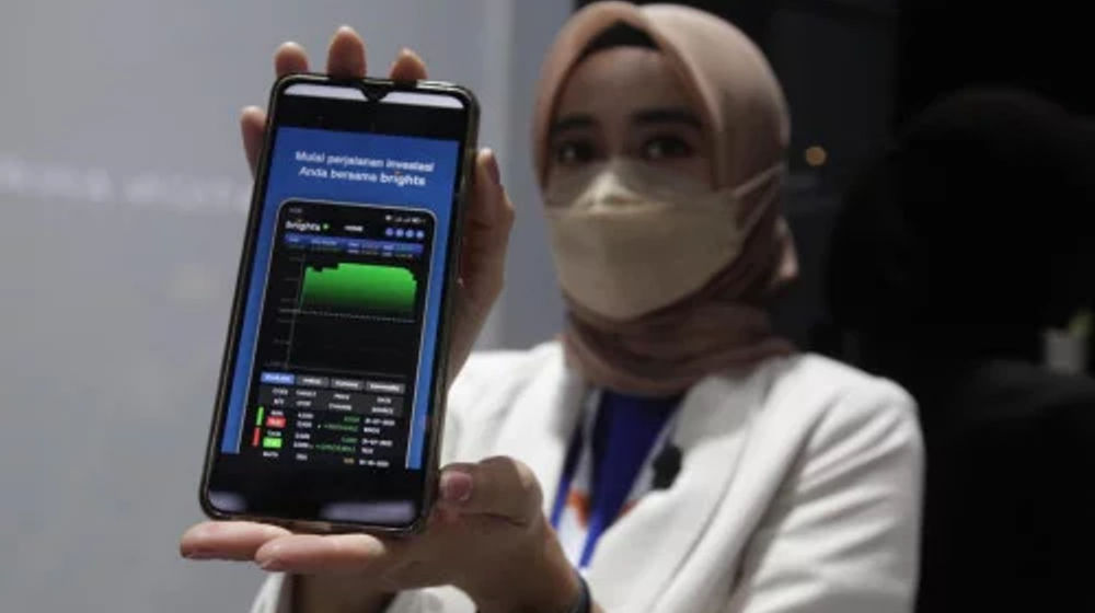 PT Mandiri Sekuritas (Mandiri Sekuritas) kembali menawarkan produk investasi dari pemerintah Indonesia yaitu Surat Berharga Negara (SBN) Ritel berbasis syariah jenis Sukuk Negara Ritel (SR) seri SR018.