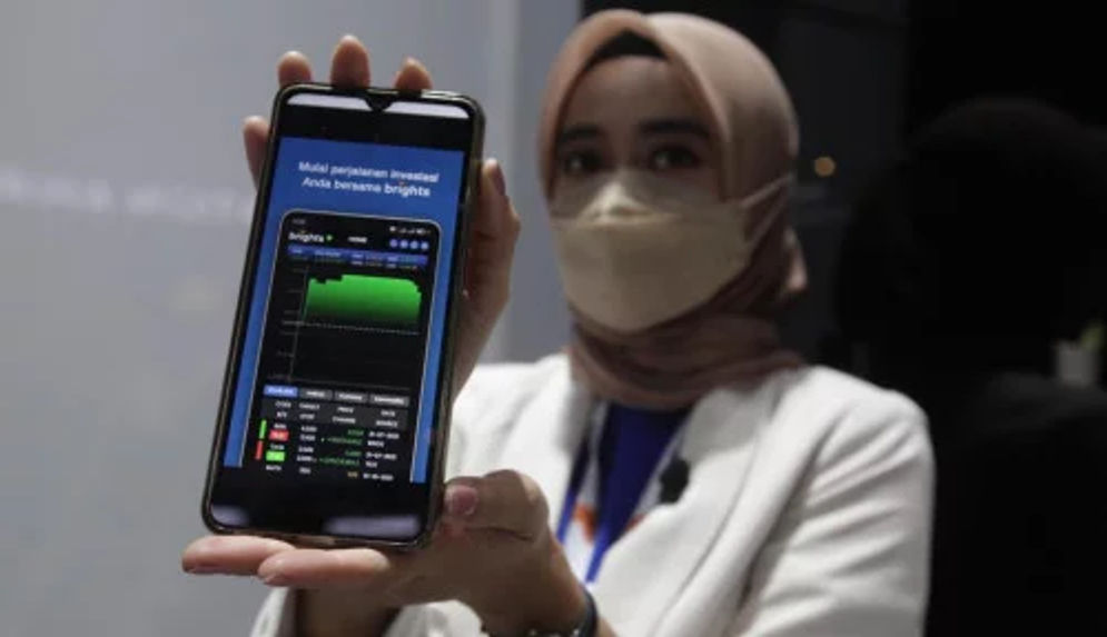 PT Mandiri Sekuritas (Mandiri Sekuritas) kembali menawarkan produk investasi dari pemerintah Indonesia yaitu Surat Berharga Negara (SBN) Ritel berbasis syariah jenis Sukuk Negara Ritel (SR) seri SR018.