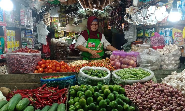 Pedagang di Pasar Wonokromo