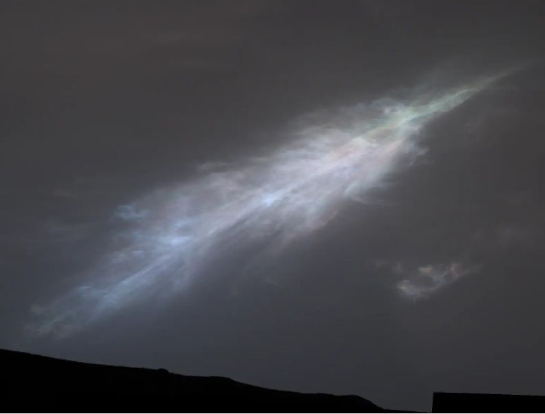 awan mars.jpg