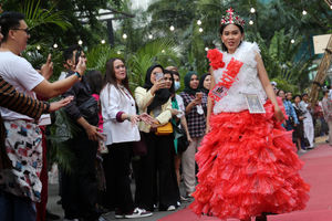 Fashion Daur Ulang HUT ICM - Panji 1.jpg