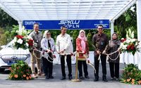 Kepala Sekretariat Presiden (Kasetpres) Heru Budi Hartono meresmikan Stasiun Pengisian Kendaraan Listrik Umum (SPKLU) pertama di Istana Kepresidenan Bogor, Kota Bogor, Provinsi Jawa Barat, pada Jumat, 10 Maret 2023. 