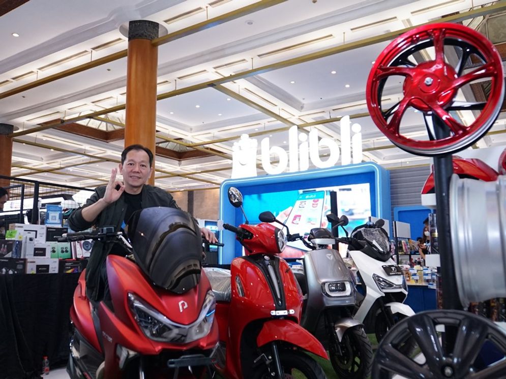 Kendaraan Listrik Jadi Idaman, Blibli Hadirkan Pilihan Lengkap dan Penawaran Spesial di GAIKINDO Jakarta Auto Week 2023.JPG