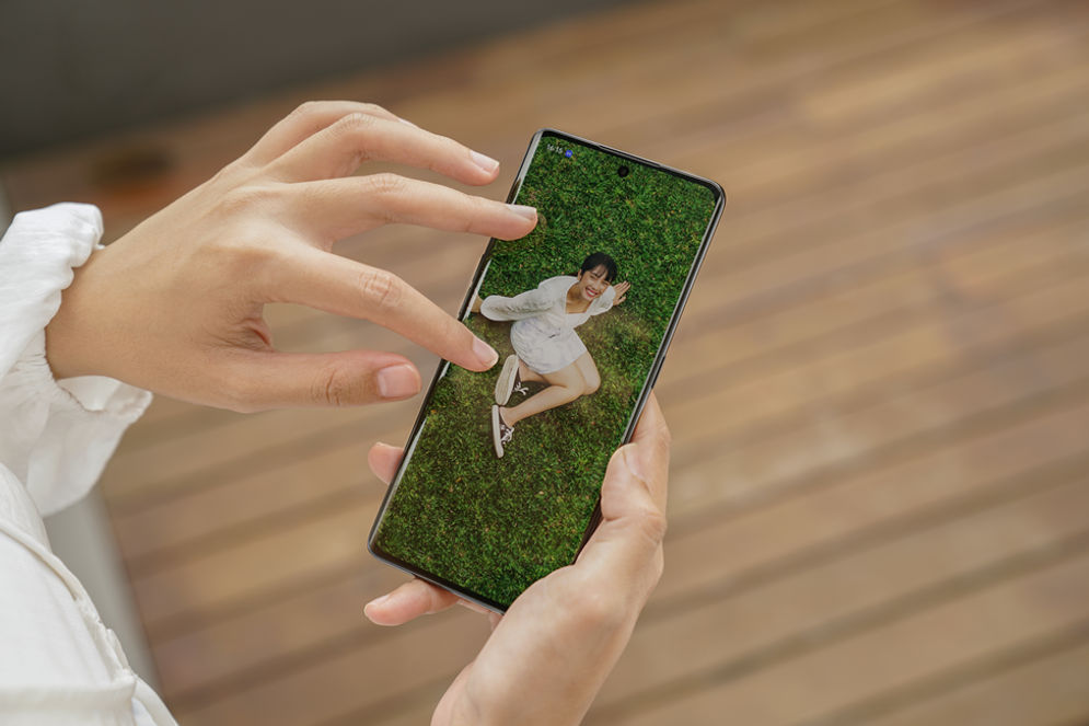 OPPO hadirkan Reno8 T 5G sebagai jawaban untuk konsumen yang menginginkan perangkat dengan performa dan fitur kelas flagship namun terjangkau