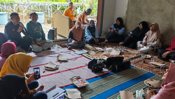 Kagama Pengda Lampung Kenalkan Warga Sukoharjo Konsep Pengelolaan Sampah 3R