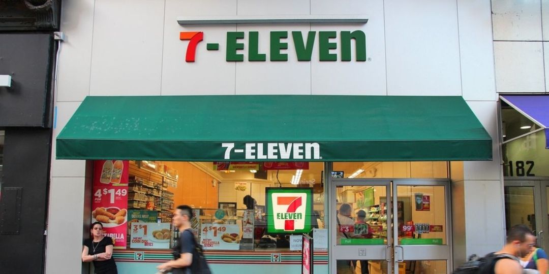 Ilustrasi Toko 7-Eleven.