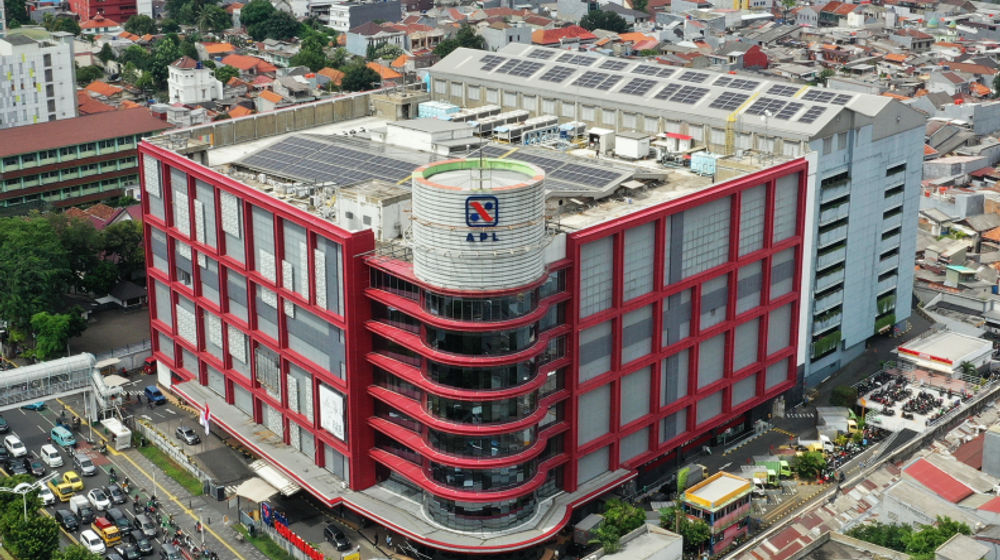 Photo 1 - Plaza Kenari Mas menjadi mall ketiga di Jakarta yang menggunakan PLTS Atap Xurya.png