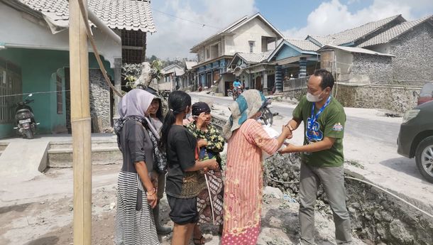 Tanggap Bencana Erupsi Gunung Merapi, BRI Salurkan Bantuan Bagi Warga Terdampak