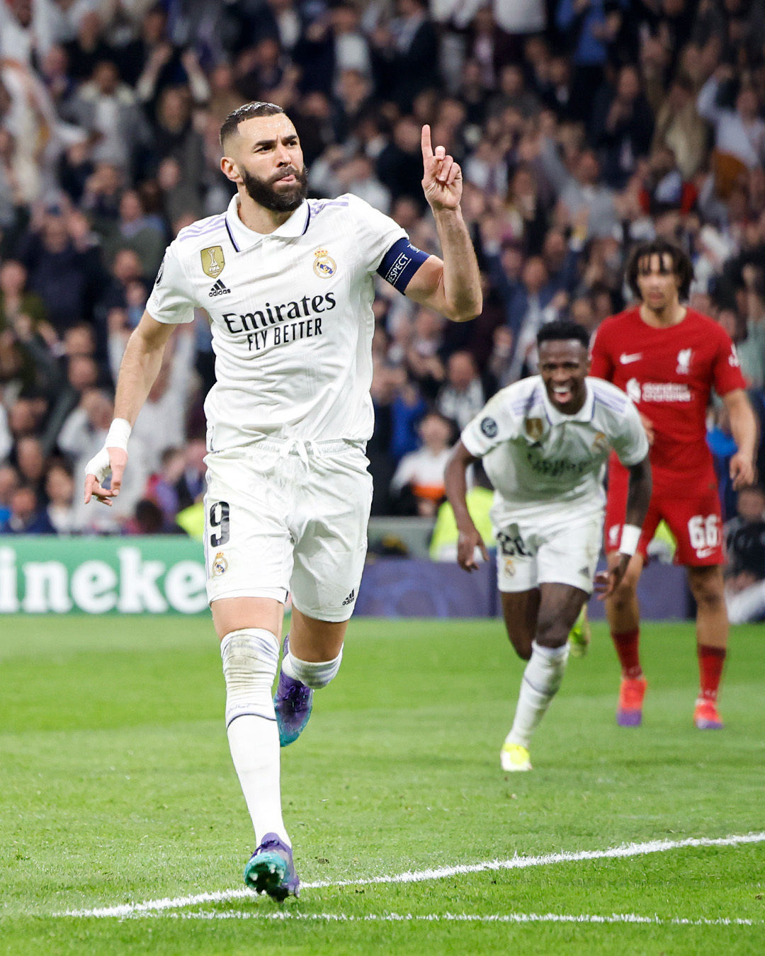 Gol tunggal Karim Benzema berhasil mengalahkan Liverpool dalam leg kedua UCL. (Foto : Twitter/Real Madrid)