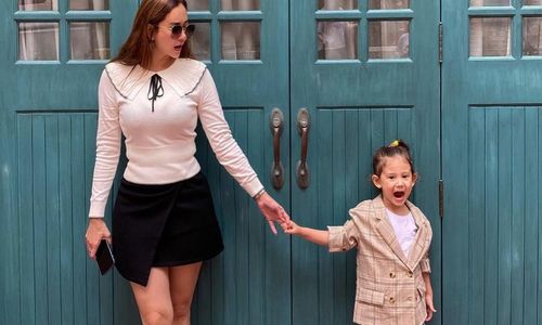 Aura Kasih dan sang putri, Arabella Amaral.