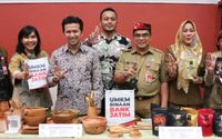 Bank jatim misi dagang.JPG