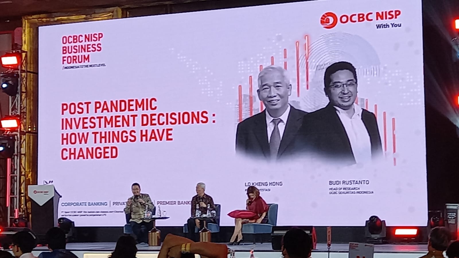 Lo Kheng Hong mengisi sesi diskusi di acara OCBC NISP Business Forum 2023 di Jakarta, Selasa, 23 Maret 2023. 