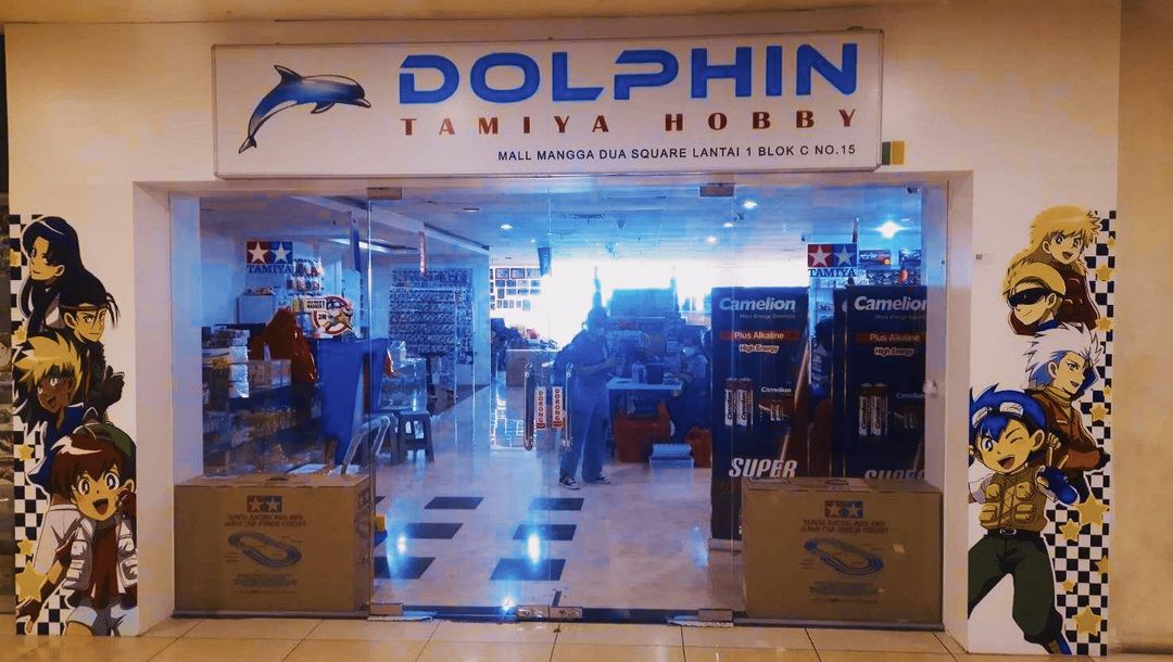 Tenant Dolphin Tamiya di Mal Mangga Dua Square.