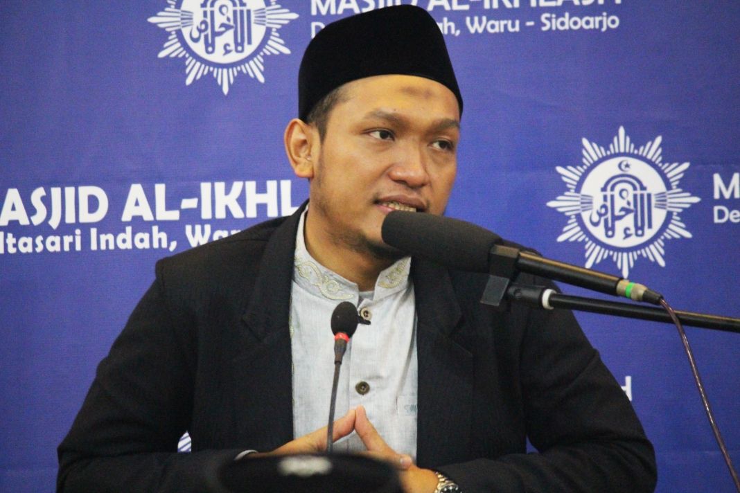 Penulis dan pendakwah Salim A Fillah rencananya bakal mengisi acara yang diselenggarakan Dispersip Kalsel (foto : Istimewa)