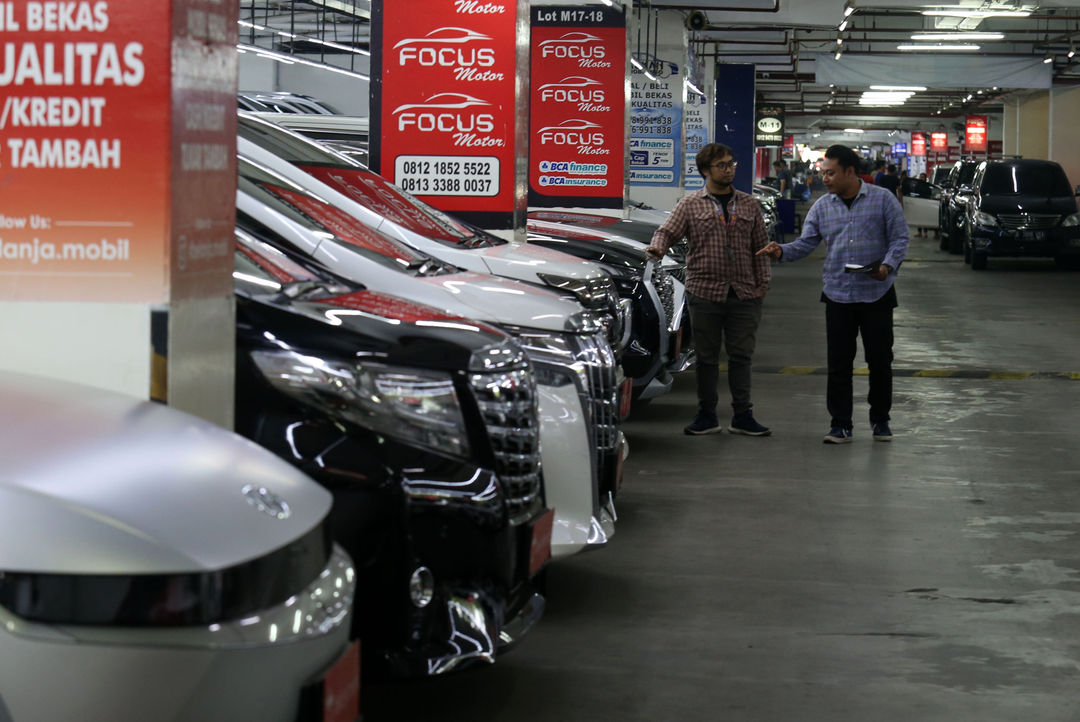 Potret showroom mobil bekas terbesar dalam mal yang terletak di Mangga Dua Square, Jakarta Utara.