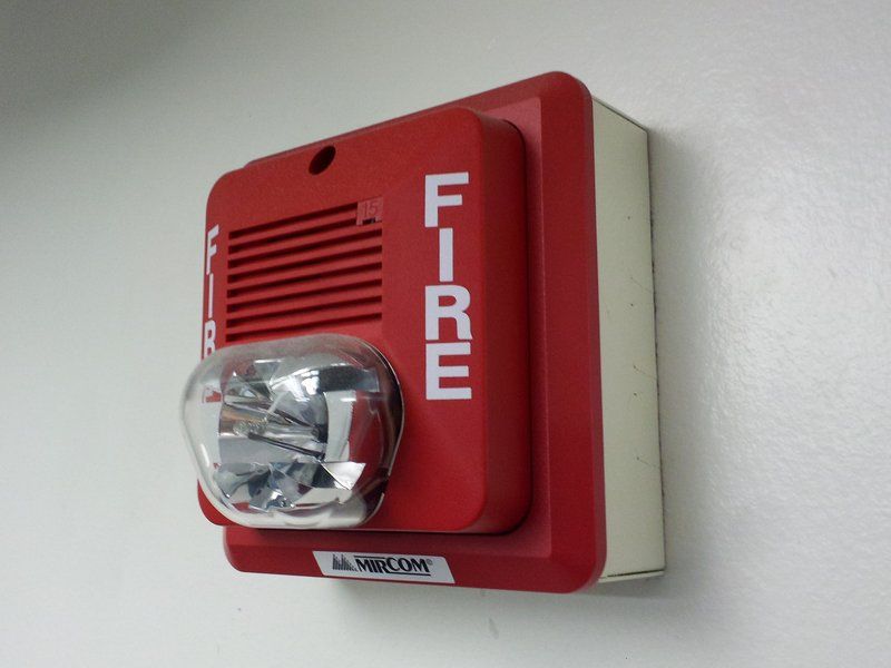 Ilustrasi sistem fire alarm.