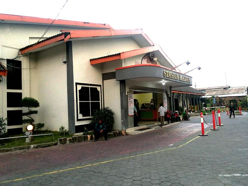 A-MADIUN.JPG