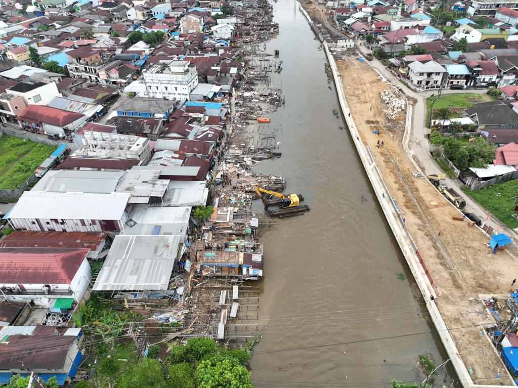 Normalisasi Sungai Karang Mumus menjadi salah satu proyek infrastruktur yang mendapat bantuan pendanaan Pemprov Kaltim. 