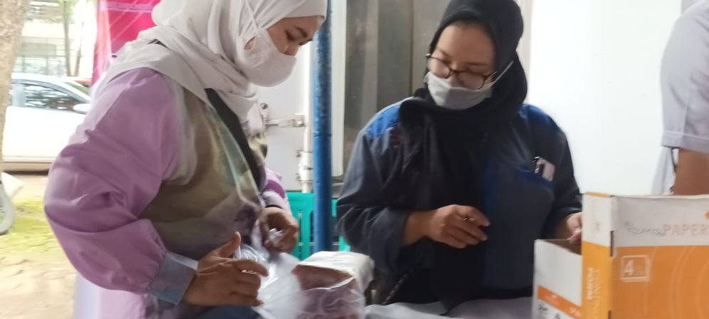 Bazar Murah Ramadan Dipadati Pembeli, Penjual Daging sampai Kekurangan Stok