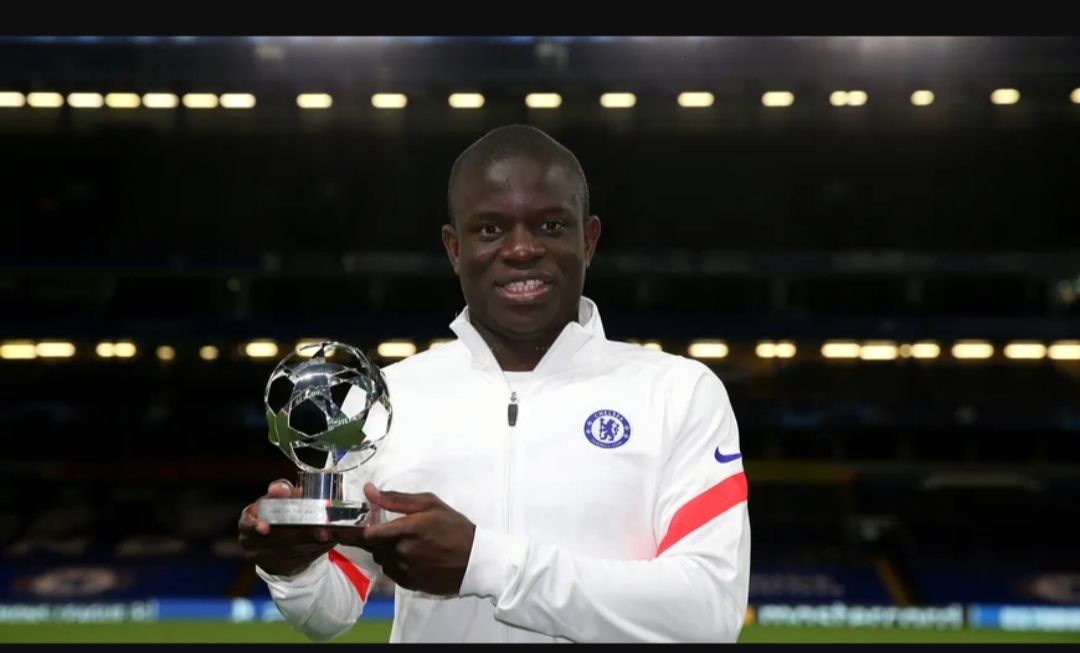 Kante gelandang Chelsea yang dikenal muslim yang taat (foto : Istimewa)