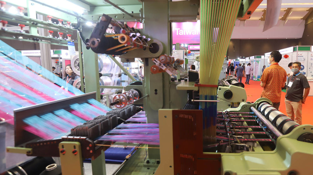 Pameran Mesin Industri Tekstil - Panji 2.jpg
