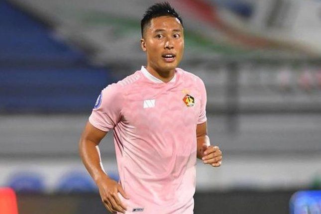 Arthur Irawan saat membela Persik Kediri 