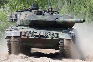 Leopard-2-A7-KMW-001.jpg