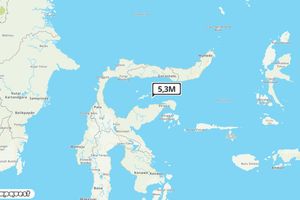 Pusat gempa berada di laut 93 km TimurLaut Tojo Una-Una