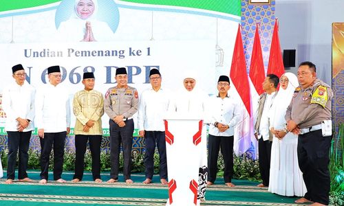 A-PAJAK GUBERNUR.jpg