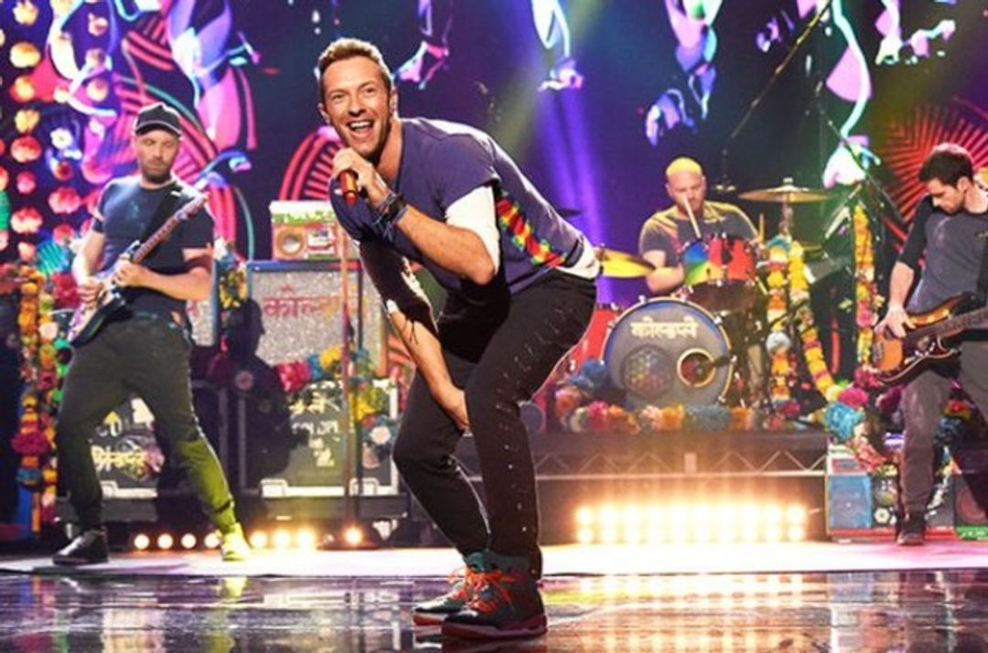 Konser Coldplay bertajuk A Head Full of Dreams beberapa tahun lalu.