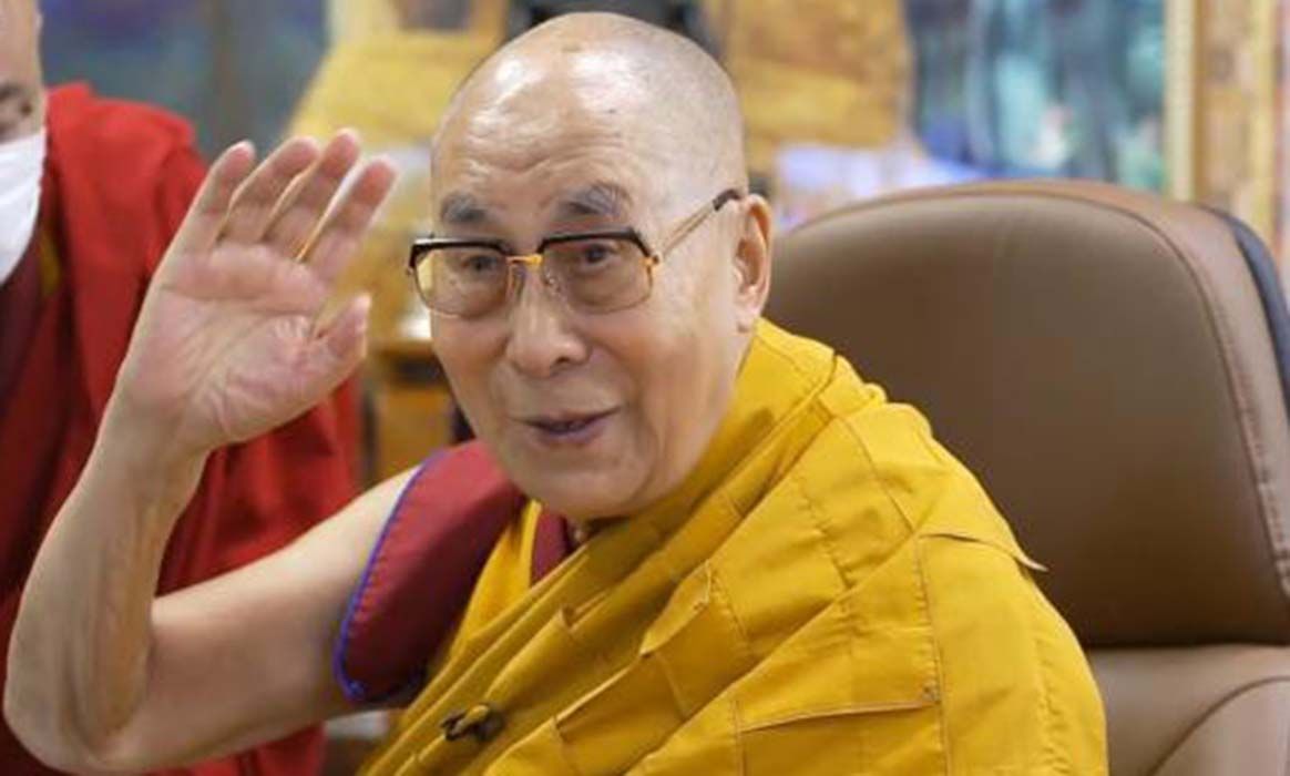 Gara-Gara Lidah, Dalai Lama Menyesal dan Meminta Maaf - TrenAsia