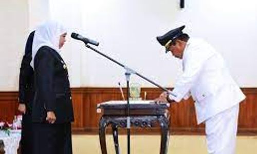 A-BUPATI NGANJUK.jpg