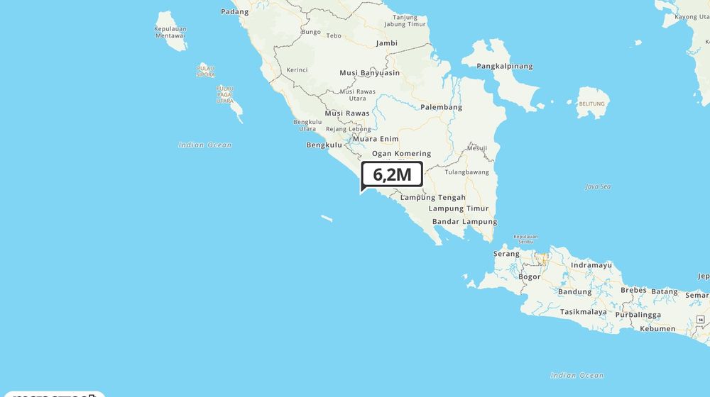Pusat gempa berada di laut 53 km BaratDaya Bengkulu Selatan