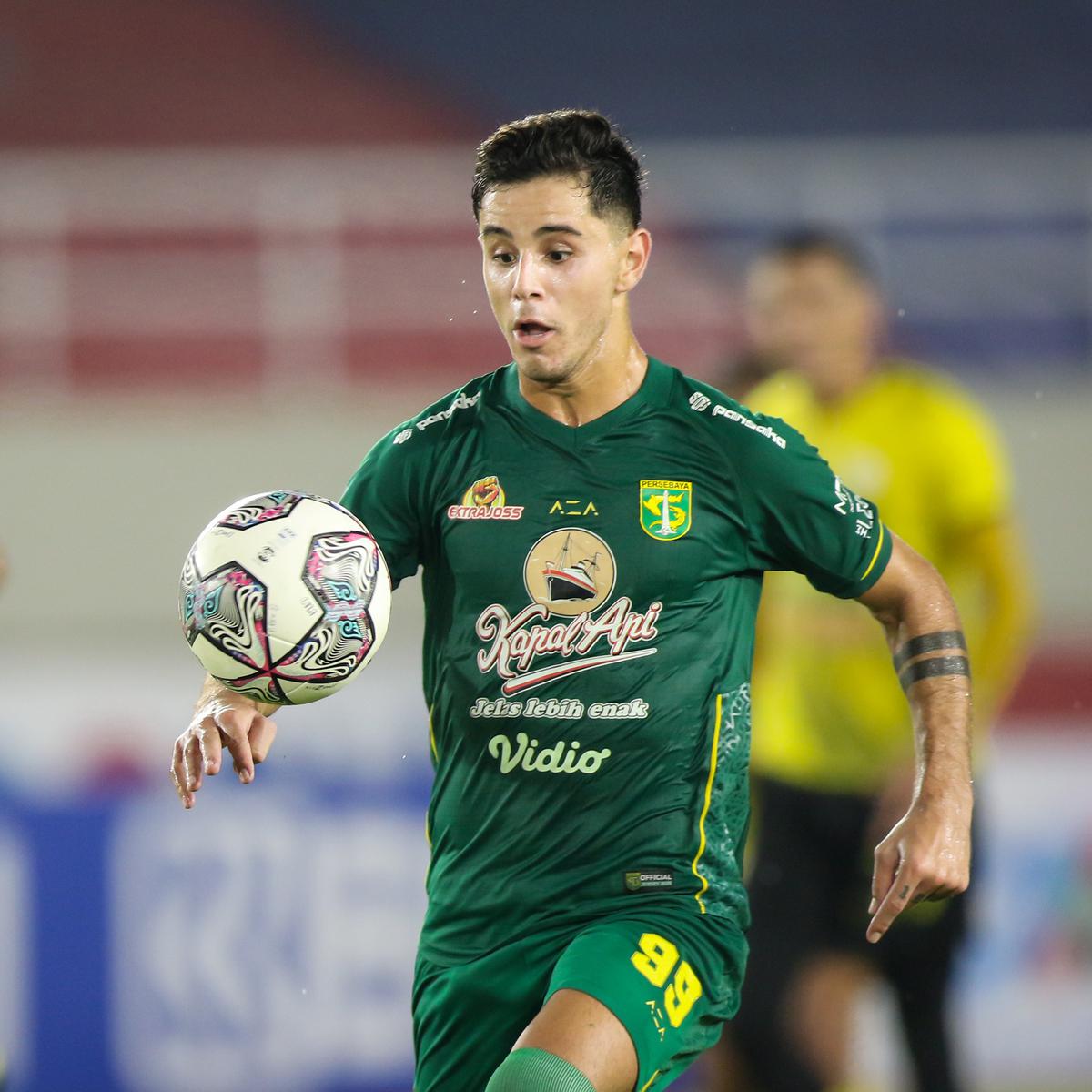 Bruno Moreira saat membela Persebaya musim lalu