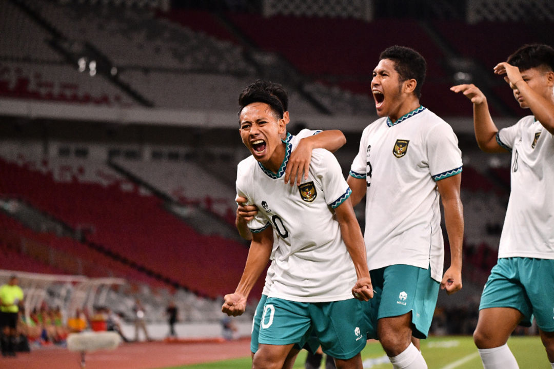 Tim U-22 Indonesia meraih kemenangan atas Lebanon dengan skor tipis 1-0, pada laga kedua melawan Lebanon di Stadion Utama Gelora Bung Karno, Senayan, Jakarta, Minggu 16 April 2023.