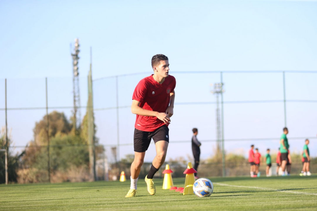 Justin Hubner menjalani latihan bersama Timnas Indonesia U-20 di Turki November 2022 lalu.