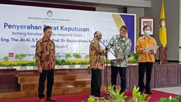 Diperkuat Dua Guru Besar Baru, UAJY Konsen pada Hilirisasi Riset