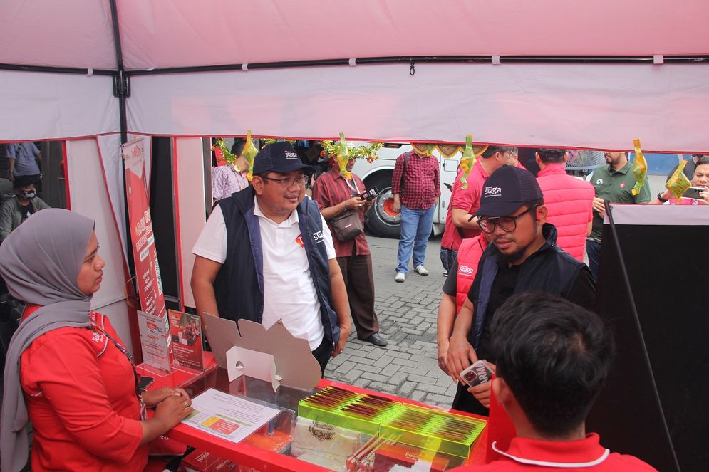 Manajemen Telkomsel mengunjungi saat mengunjungi Posko Siaga yang ada di wilayah operasional Sumatera Utara dan Aceh. Berbagai posko layanan POI hadir juga hadir seperti di Bandara Udara Kualanamu, Mikie Funland Berastagi dan beberapa lokasi wisata serta pusat keramaian lainnya, dimana masyarakat dapat berkunjung dan menikmati berbagai produk dan layanan unggulan Telkomsel yang ada disana. Pelanggan juga berkesempatan mendapatkan berbagai gimmick atau merchandise menarik saat bertransaksi di posko tersebut.