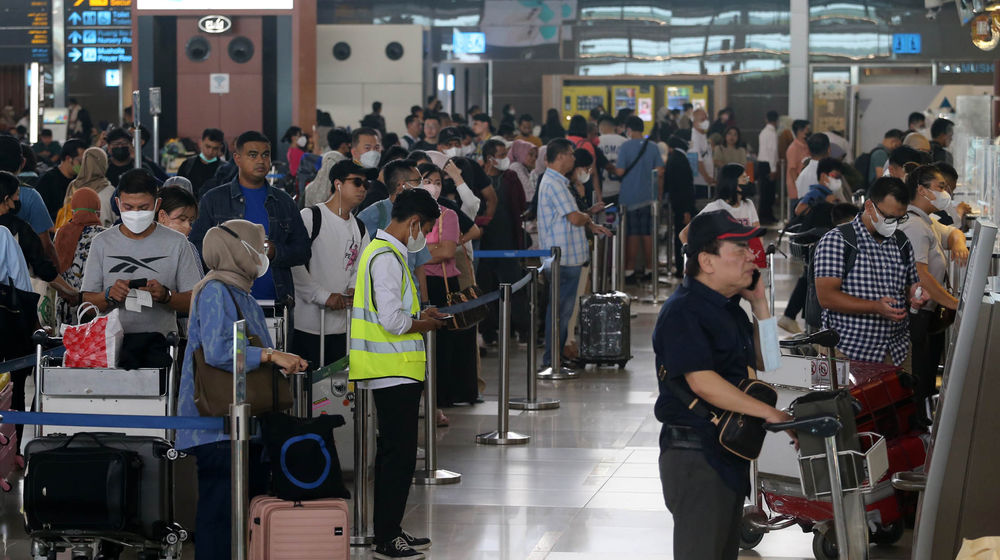 Puncak Mudik Bandara Soetta - Panji 3.jpg