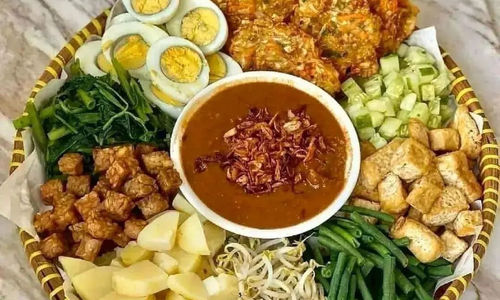 Bangga! 4 Makanan Tradisional Indonesia Ini Dinobatkan dalam 50 Salad Terbaik di Dunia