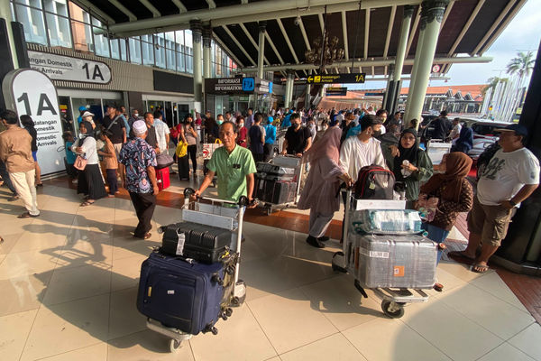 Arus Balik Bandara Soetta - Panji 1.jpg