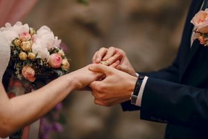 Ternyata Ini Alasan Orang Kaya Saat Memilih Calon Pasangan