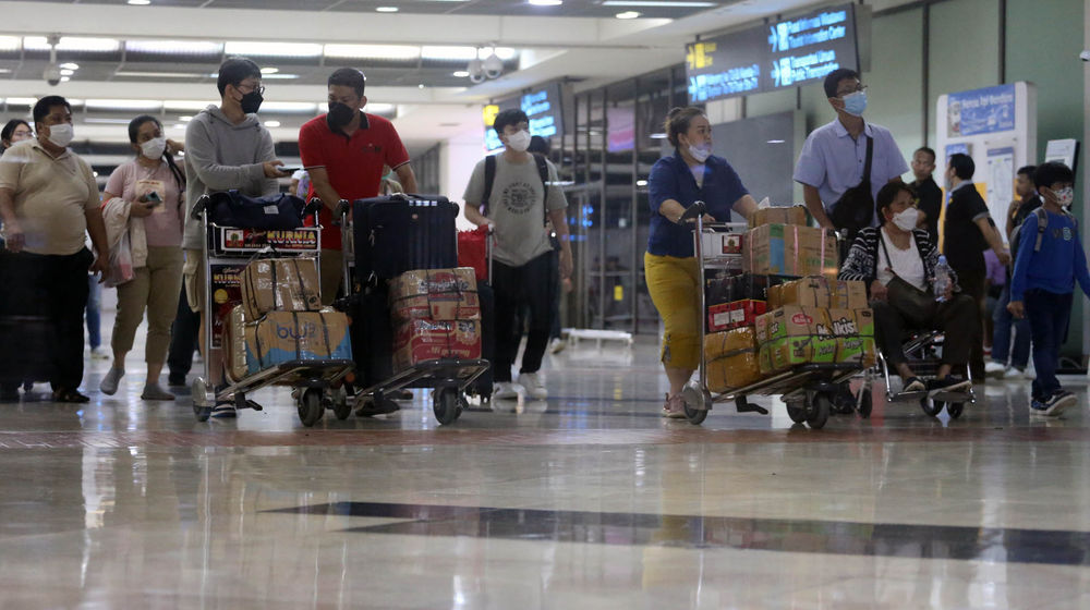 Arus Balik2 Bandara Soetta - Panji 2.jpg