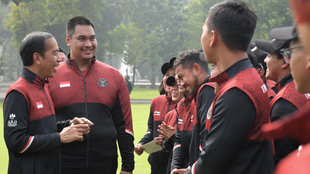 5338Menpora-Dito-Dampingi-Presiden-Jokowi-Lepas-Kontingen-Indonesia-ke-SEA-Games-2023-Kamboja.jpeg