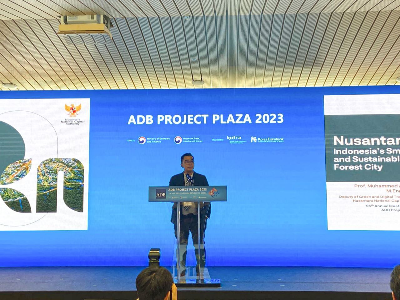 Deputi Bidang Transformasi Hijau dan Digital Otorita IKN Mohammed Ali Berawi perkenalkan proyek Ibu Kota Nusantara pada acara Global Project Plaza 2023 dalam rangkaian acara 56th Asian Development Bank (ADB) Annual Meeting di Incheon, Korea Selatan, pada Kamis (4/5/2023)