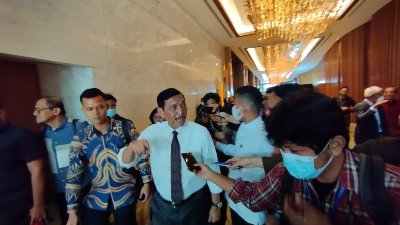 Menteri Koordinator Bidang Kemaritiman dan  Investasi Luhut B Pandjaitan